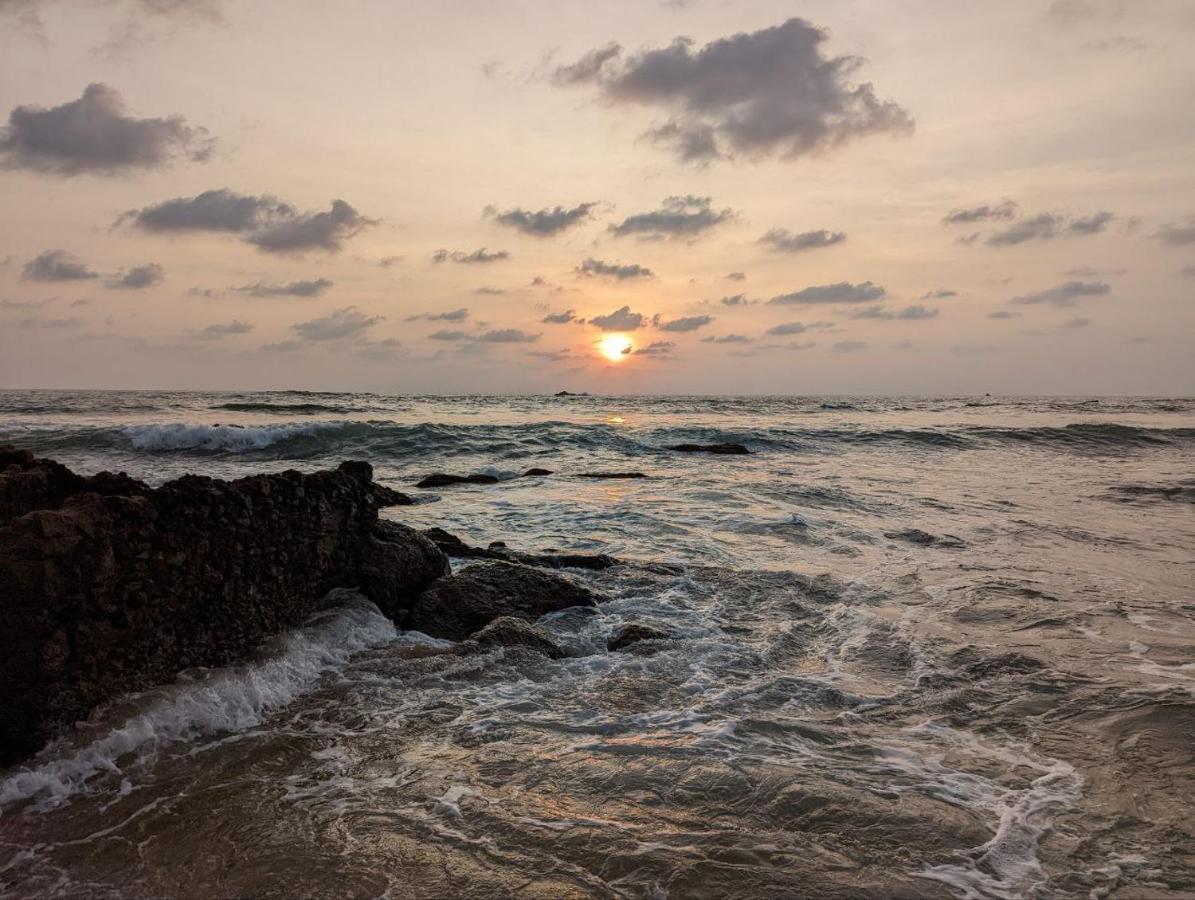 Sunset Cabana กอลล์ ภายนอก รูปภาพ