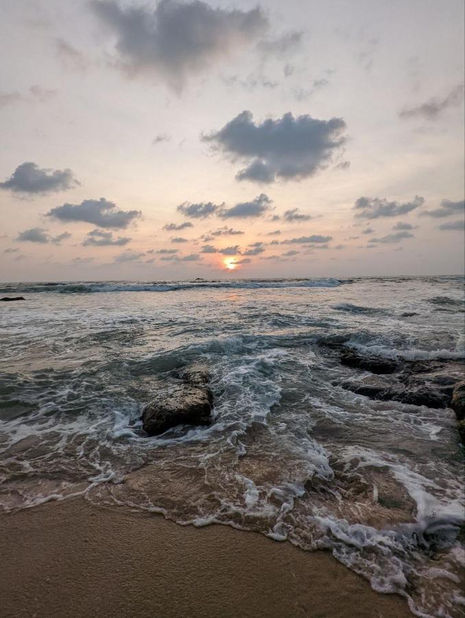 Sunset Cabana กอลล์ ภายนอก รูปภาพ
